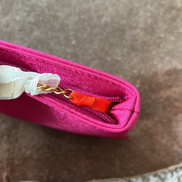 YSL Yves Saint Laurent Satin Logo Make Up Bag Clutch - Picture 3 of 5